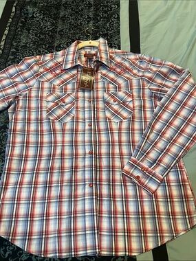 LIFE STYLE Women’s Blue & Red Plaid Western Shirt - Lee Style